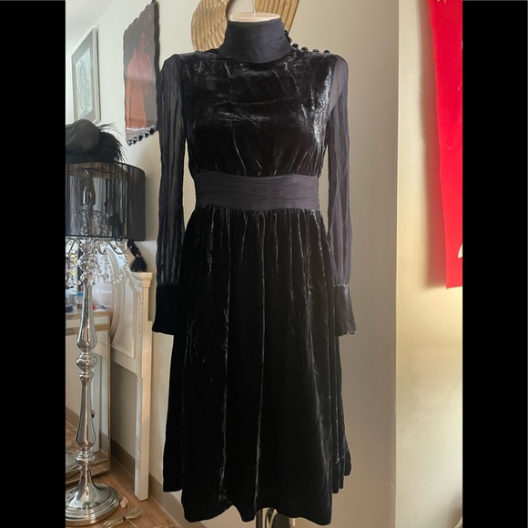 CIRCLE Navy Blue Velvet A-Line Dress - Picture 1 of 16